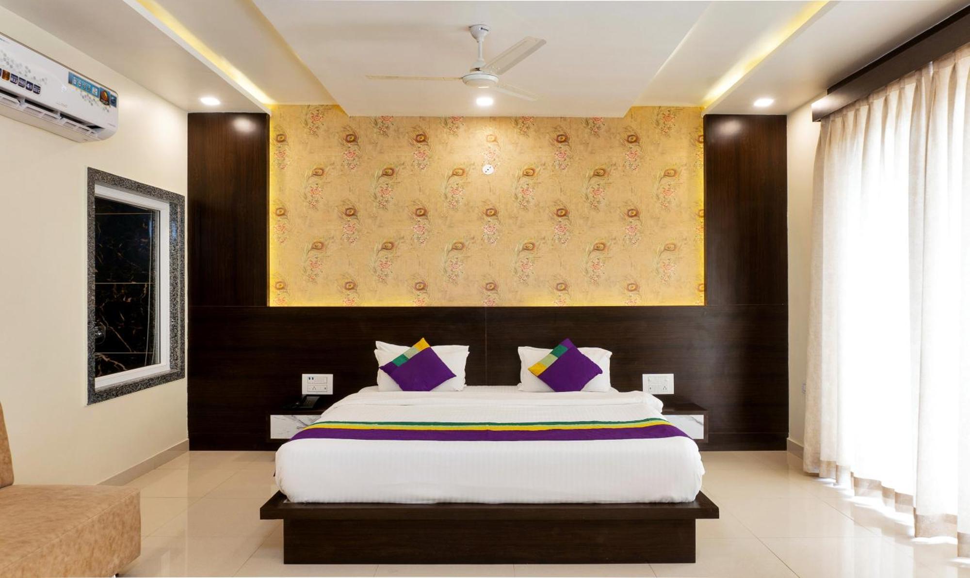 Treebo Premium Royal Amar With Mountain View, 2 Km From Pushkar Lake Hotel Exterior photo