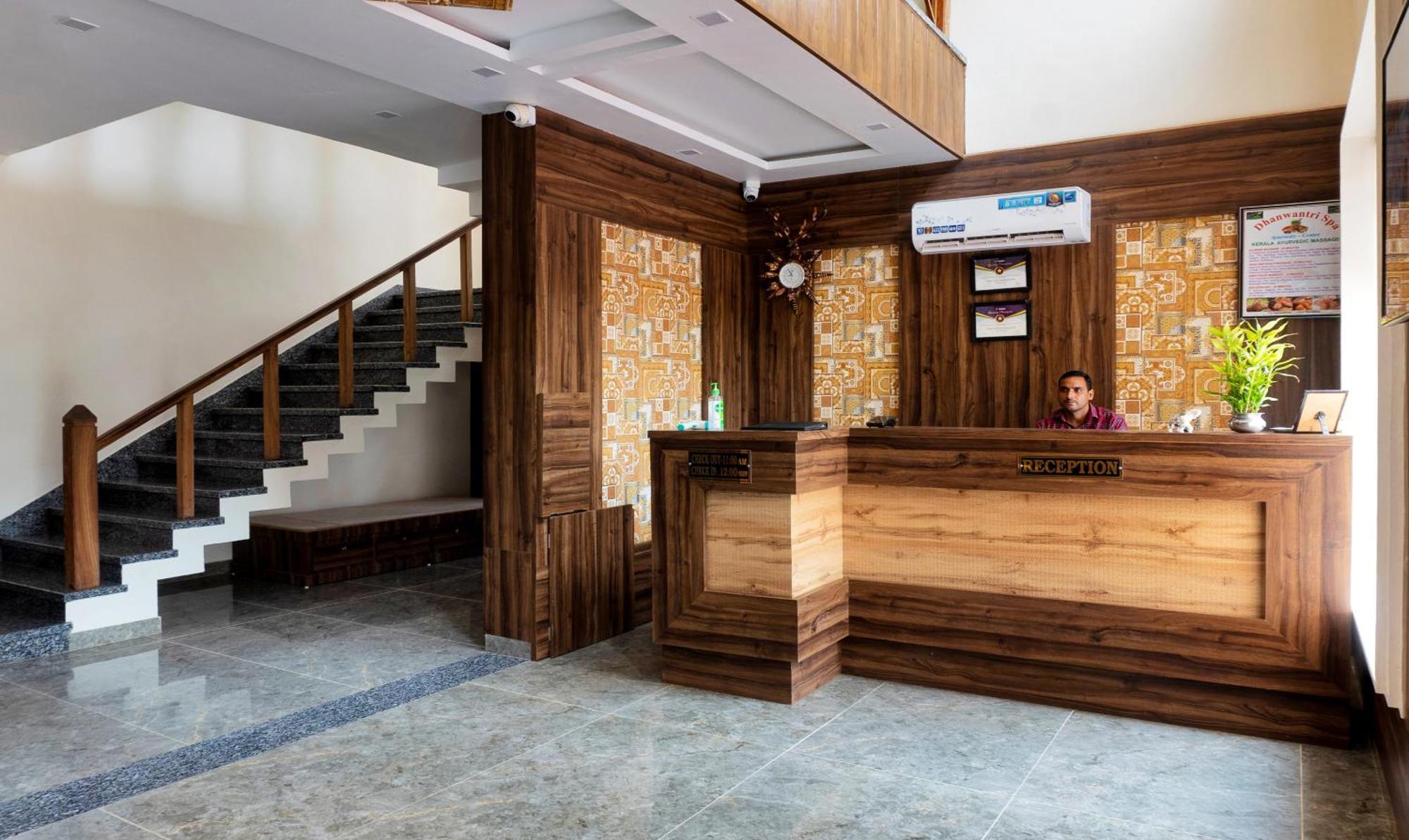 Treebo Premium Royal Amar With Mountain View, 2 Km From Pushkar Lake Hotel Exterior photo